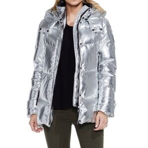 Vince Camuto Puffer Jacket Silver Chrome Winter Coat Womens Size Small New NWT